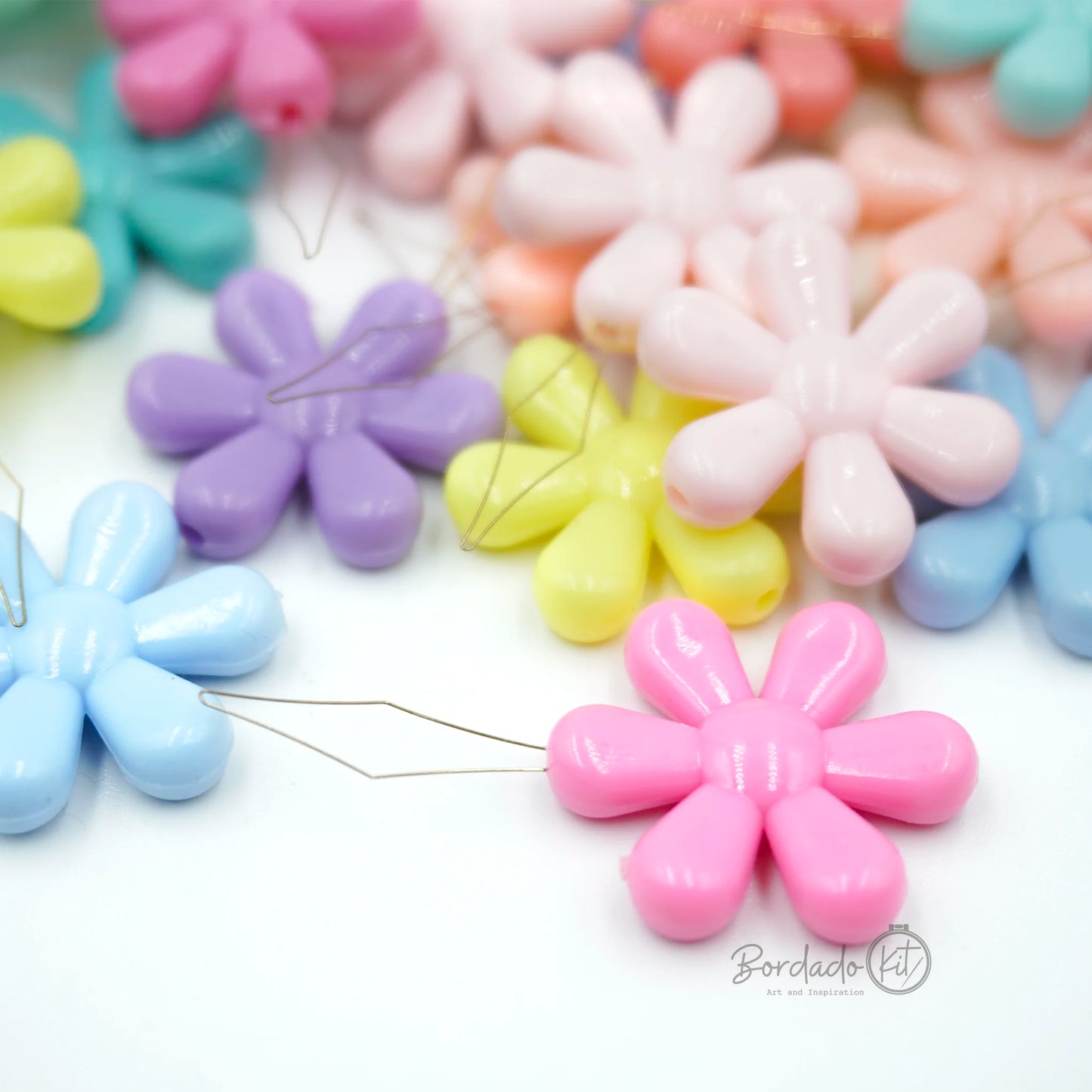 Enhebrador Diseño Flor